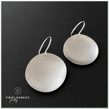 Load image into Gallery viewer, VERNA Dangle earrings