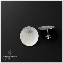 Load image into Gallery viewer, VERNA Stud earrings, medium