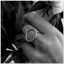 Load image into Gallery viewer, ELEONORA Adjustable ring
