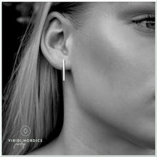 Load image into Gallery viewer, MATILDA Stud earring, medium